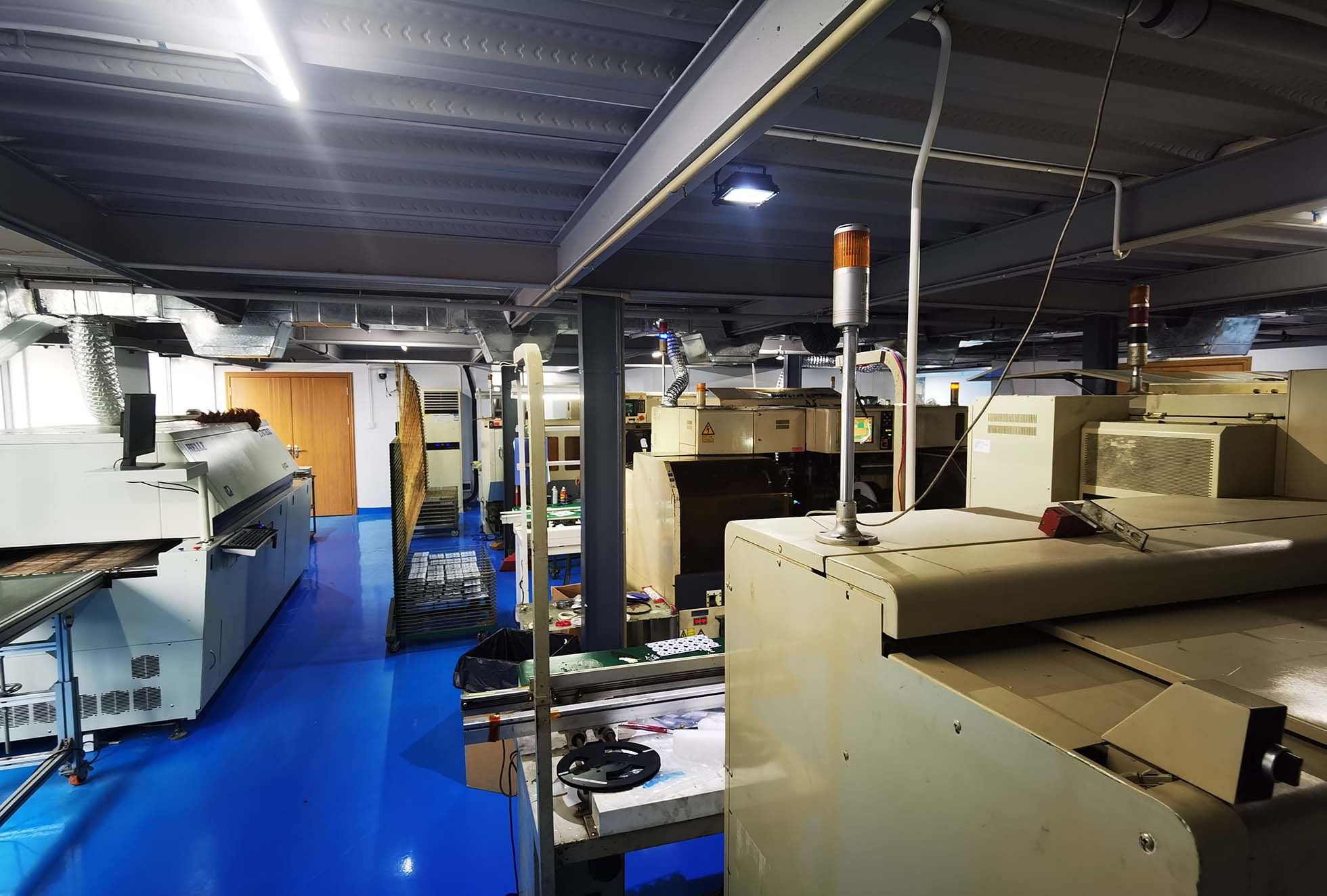 AG8亚洲游戏中山分厂自动化生产车间