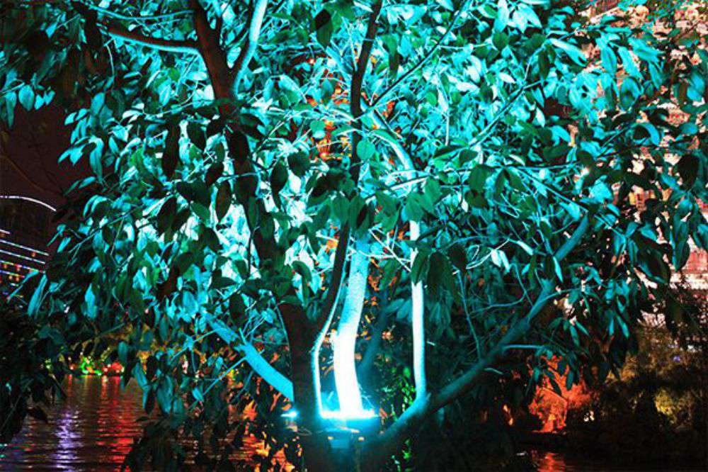 AG8亚洲游戏照明的RGB投光灯用在海内景观亮化项目